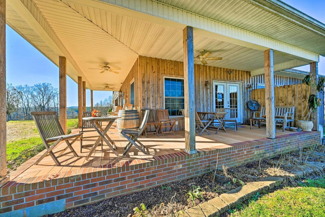 Breathtaking Elkin Getaway With Vineyard Views! Villa ภายนอก รูปภาพ